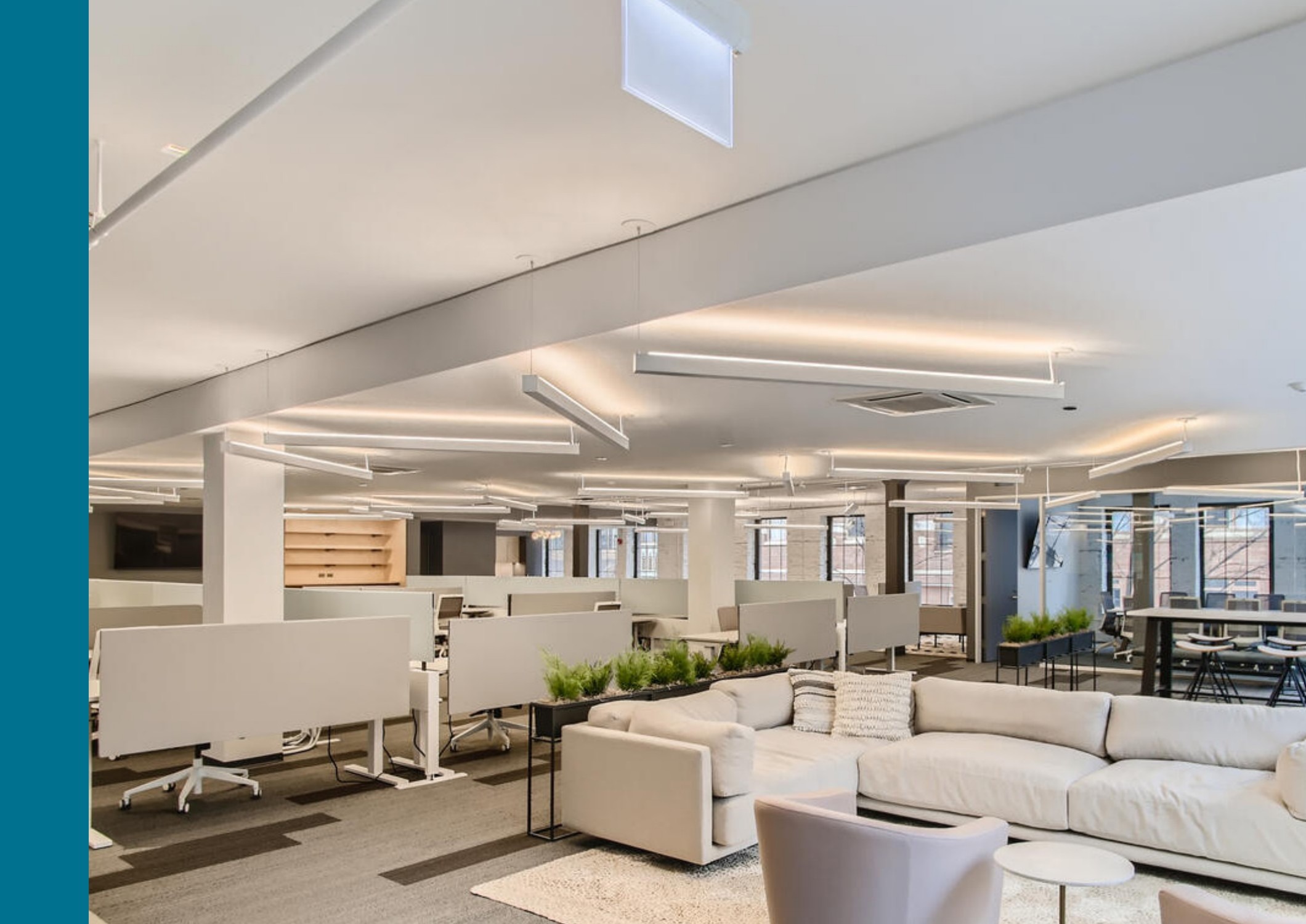 Open office lounge — 444 N Orleans River North